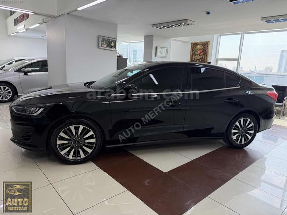 2024 MODEL 1.5 ECOBLUE TİTANİUM X FOCUS KM 45 BİNDE ORJINAL