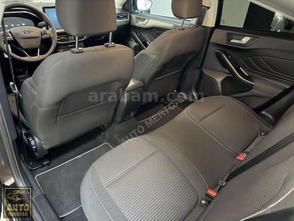 2024 MODEL 1.5 ECOBLUE TİTANİUM X FOCUS KM 45 BİNDE ORJINAL