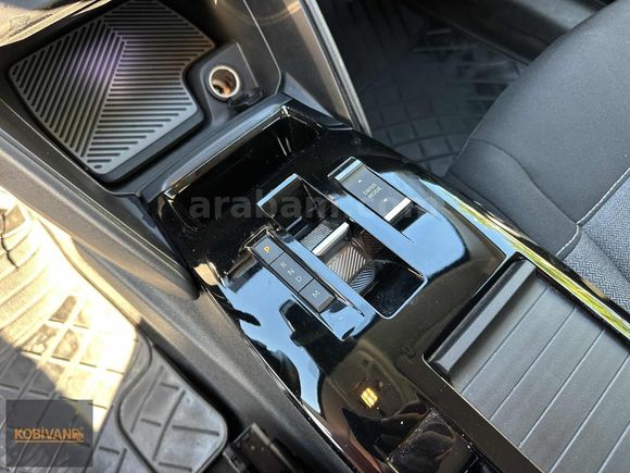 **59.000KM**MOTOR,MEKANİK HATASIZ BAKIMLI-C4 2021 MODEL