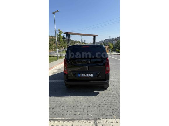 Sahibinden Fiat Doblo Combi 1.2 PureTech Easy 2025 Model 