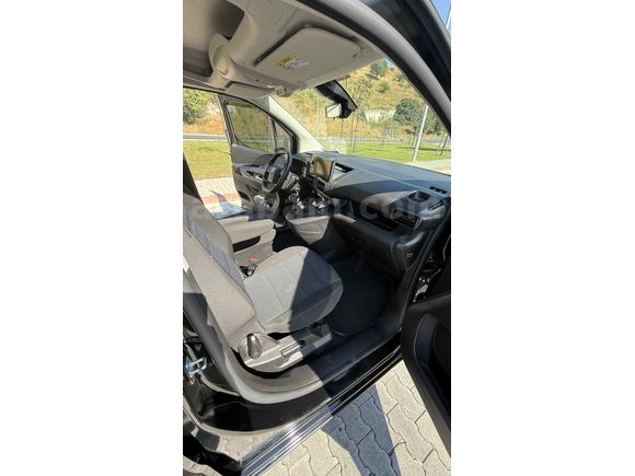 Sahibinden Fiat Doblo Combi 1.2 PureTech Easy 2025 Model 