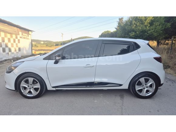 Otomatik Renault Clio 1.5 dCi Touch 2015 Model 
