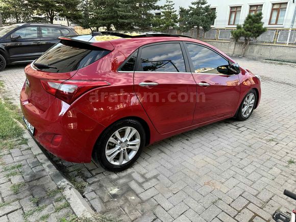 Sahibinden Hyundai i30 1.6 CRDi Elite 2013 Model 