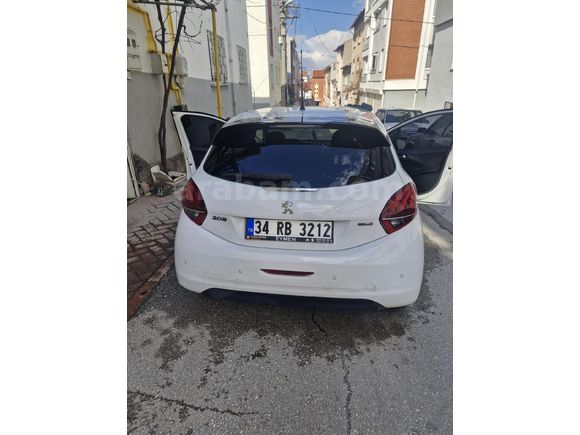 Sahibinden Peugeot 208 1.2 VTi Active 2016 Model