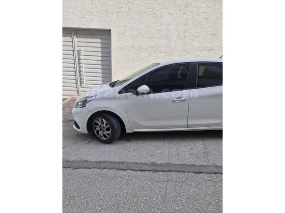 Sahibinden Peugeot 208 1.2 VTi Active 2016 Model