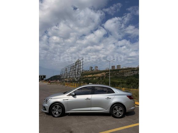 Renault Megane 1.5 Blue DCI Touch 2023 Model 