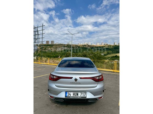 Renault Megane 1.5 Blue DCI Touch 2023 Model 