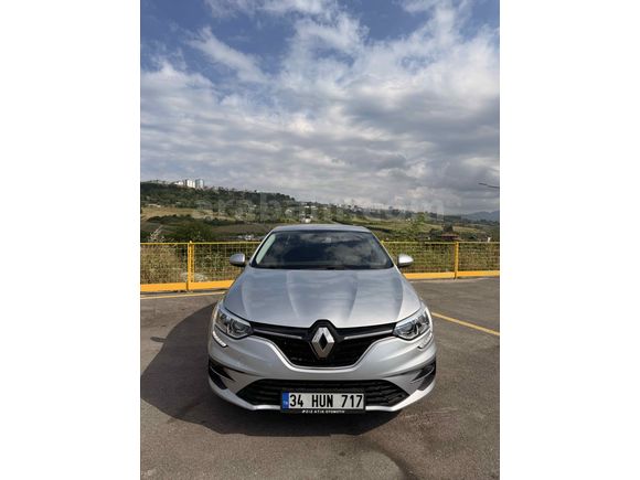 Renault Megane 1.5 Blue DCI Touch 2023 Model 