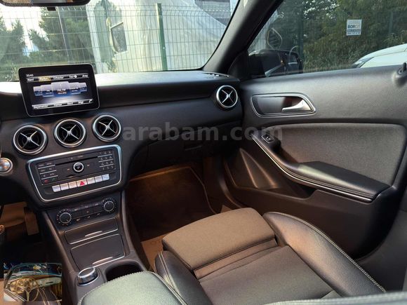 2018 MERCEDES A180 D 170000 KM