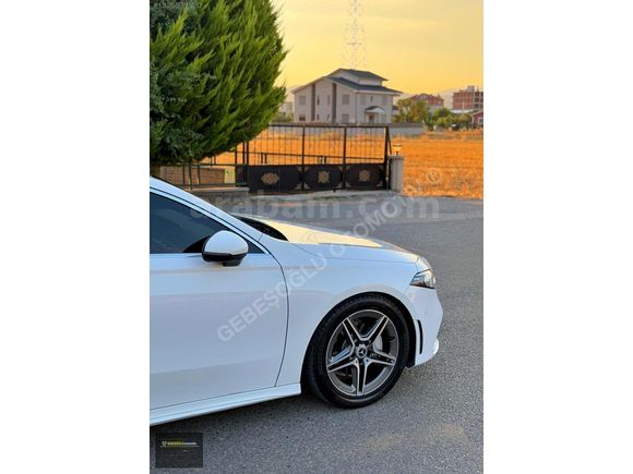 A180d + 7G-TRONİC + AMG + GECE PAKET + COMMAND + CAM TAVAN