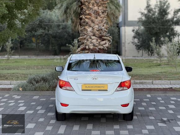 HYUNDAİ ACCENT BLUE 1.6 CRDİ 2014 CAM GİBİ TEMİZLİKTE