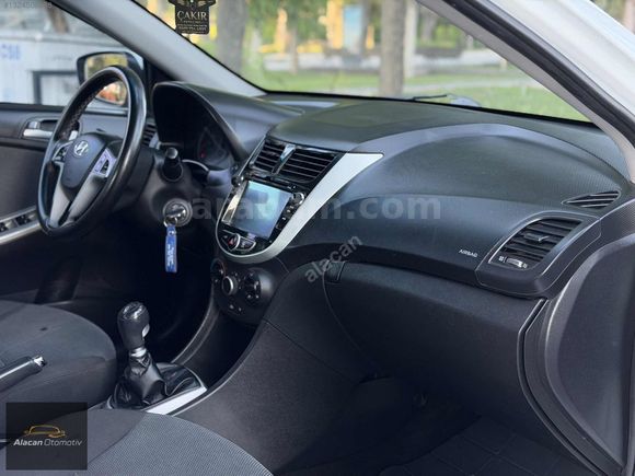 HYUNDAİ ACCENT BLUE 1.6 CRDİ 2014 CAM GİBİ TEMİZLİKTE