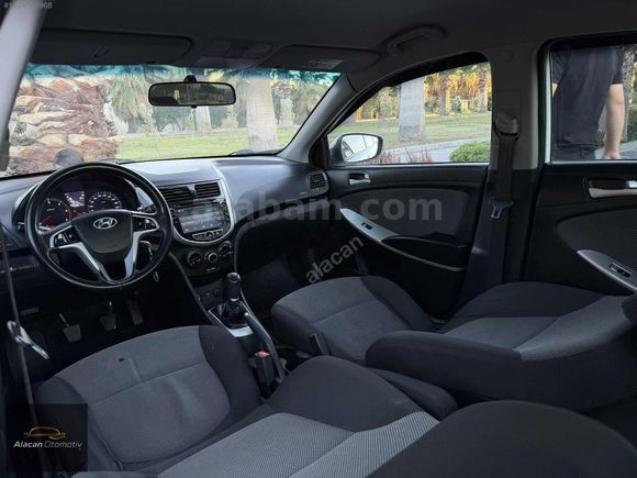 HYUNDAİ ACCENT BLUE 1.6 CRDİ 2014 CAM GİBİ TEMİZLİKTE