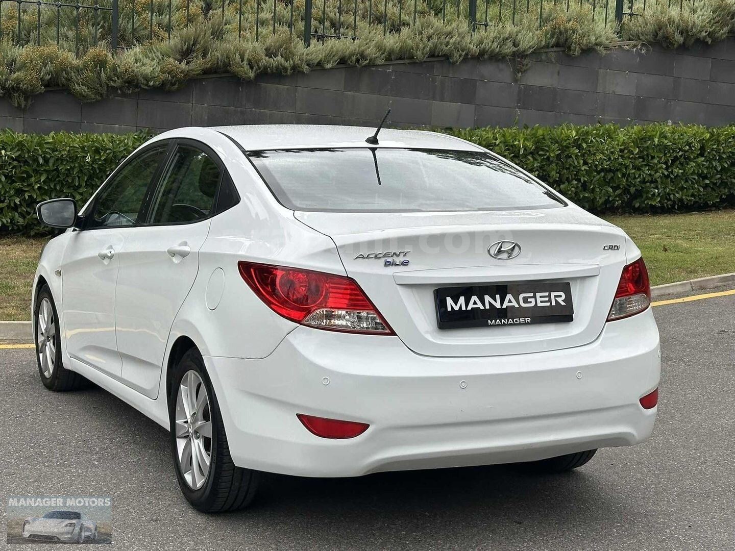 Galeriden Hyundai Accent Blue 1.6 CRDI Mode Plus 2015 Model İstanbul 193.000 km Beyaz 6