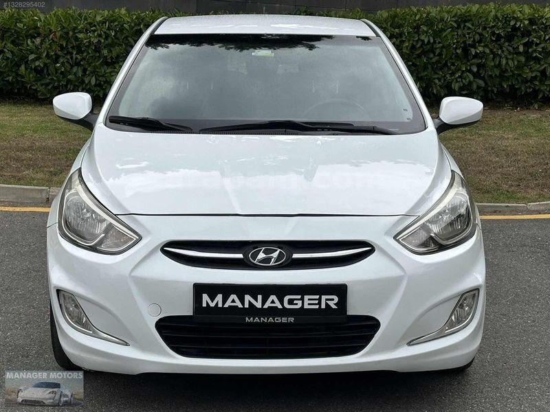 Galeriden Hyundai Accent Blue 1.6 CRDI Mode Plus 2015 Model İstanbul 193.000 km Beyaz