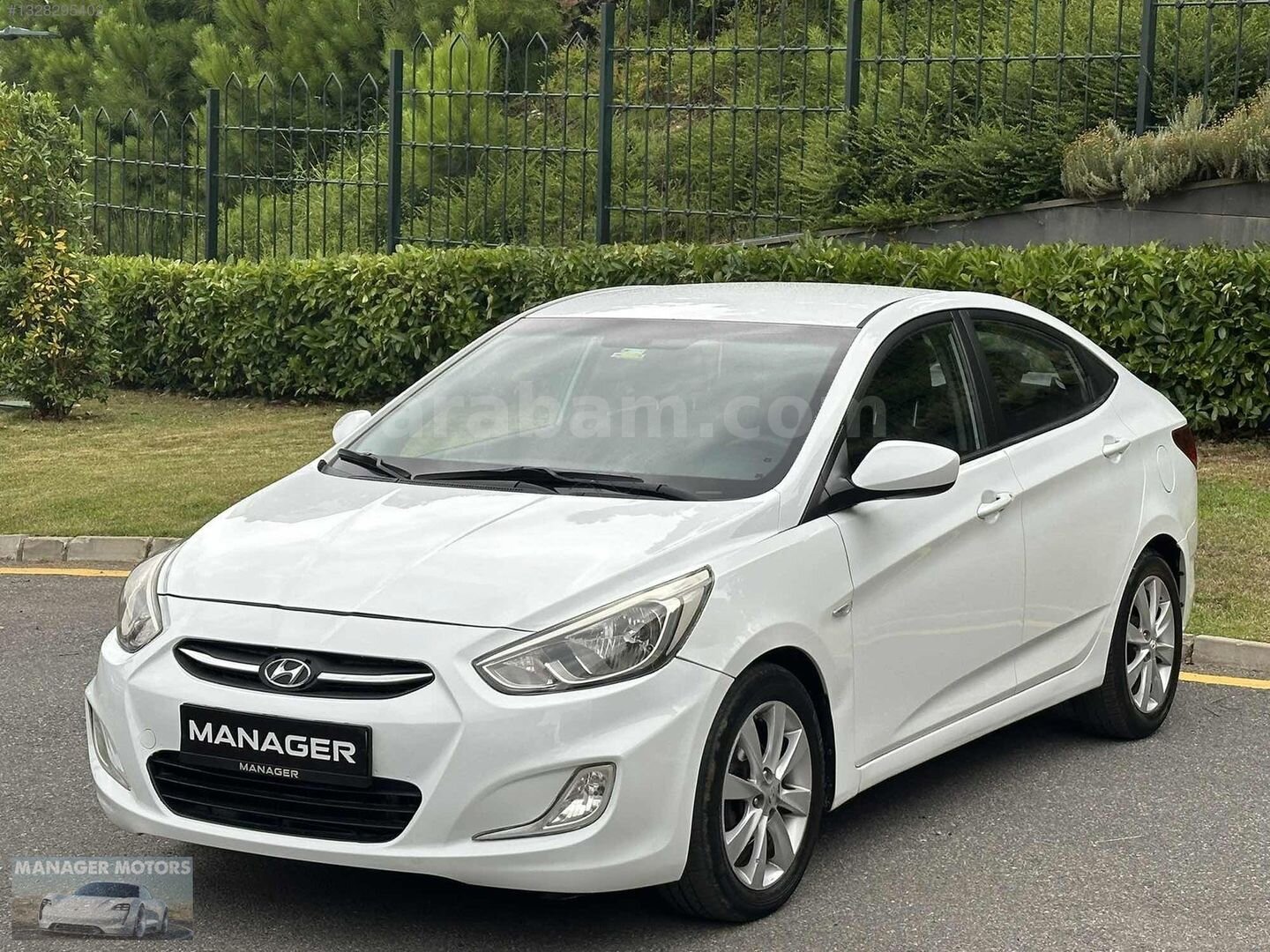 Galeriden Hyundai Accent Blue 1.6 CRDI Mode Plus 2015 Model İstanbul 193.000 km Beyaz 3