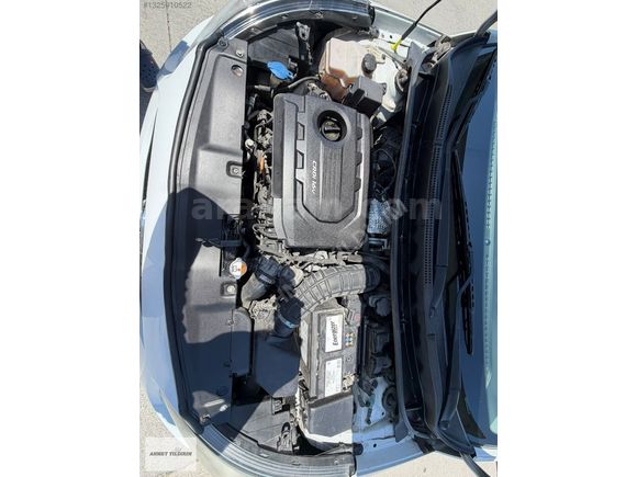 SERVİS BAKIMLI DÜŞÜK KM HYUNDAİ ACCENT BLUE TRAMERSİZ 2018 MODEL