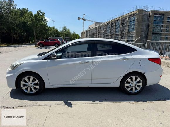 SERVİS BAKIMLI DÜŞÜK KM HYUNDAİ ACCENT BLUE TRAMERSİZ 2018 MODEL