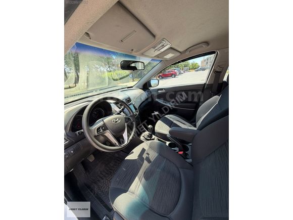 SERVİS BAKIMLI DÜŞÜK KM HYUNDAİ ACCENT BLUE TRAMERSİZ 2018 MODEL