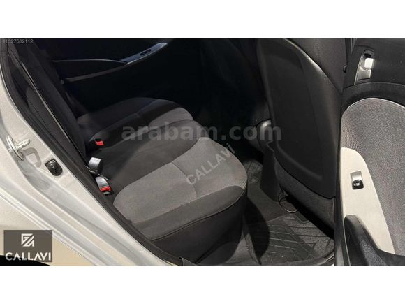2013 HYUNDAİ ACCENT BLUE 1.6 CRDI MODE PLUS 140.000 KM GERİGÖRÜŞ