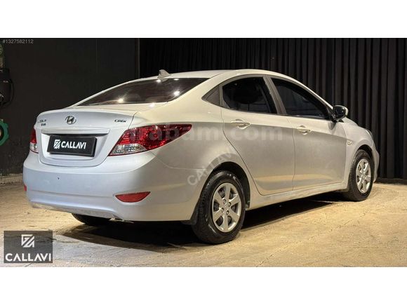2013 HYUNDAİ ACCENT BLUE 1.6 CRDI MODE PLUS 140.000 KM GERİGÖRÜŞ