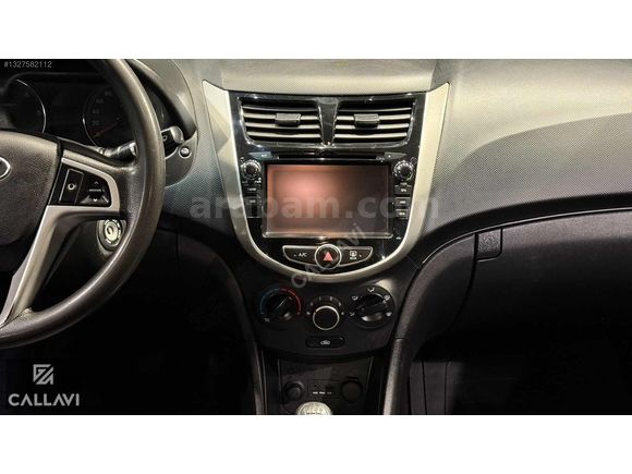 2013 HYUNDAİ ACCENT BLUE 1.6 CRDI MODE PLUS 140.000 KM GERİGÖRÜŞ