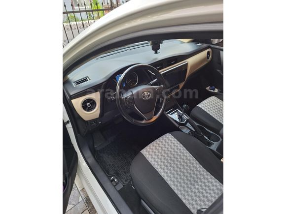 Sahibinden Toyota Corolla 1.4 D-4D Touch 2016 Model