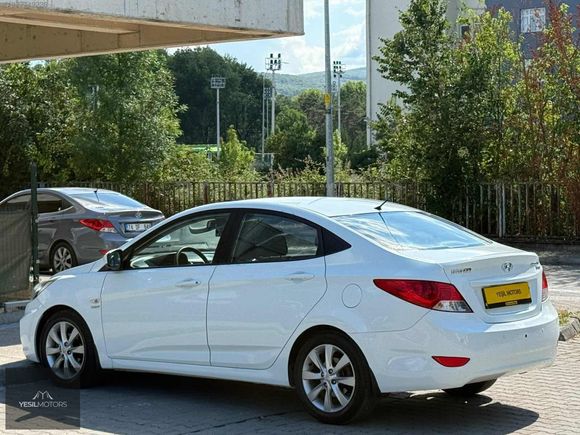YEŞİLMOTORSDAN OTOMATİK ACCENT BLUE