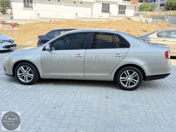 ALP MOTORS'dan// 2006 MODEL 1.6 TERTEMİZ JETTA