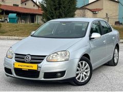 DEĞİŞENSİZ 2007 JETTA