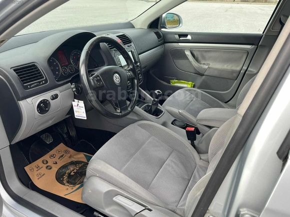 DEĞİŞENSİZ 2007 JETTA