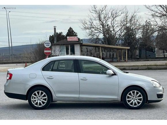 DEĞİŞENSİZ 2007 JETTA
