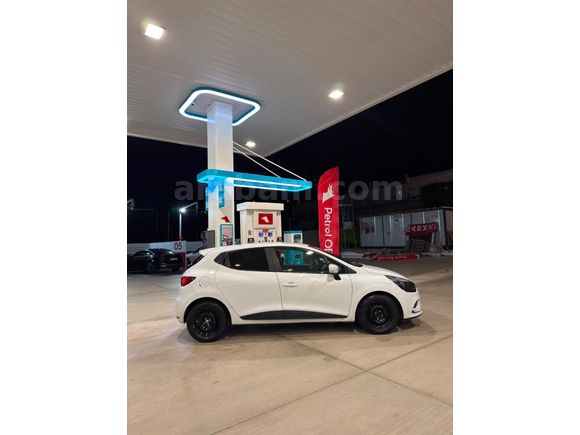 Sahibinden Renault Clio 0.9 TCe Joy 2020 Model
