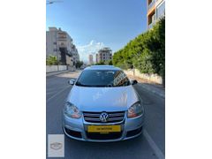 AK MOTORS'DAN 2006 VW JETTA 1.6 COMFORTLİNE
