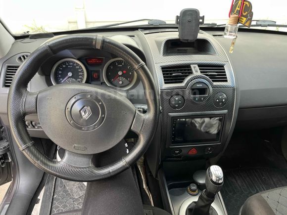 Sahibinden Renault Megane 1.6  SEDAN Dynamique 2005 Model 