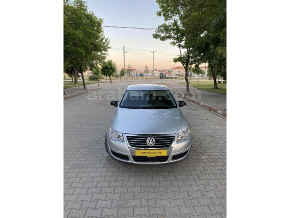 EKSPERLİ DEĞIŞENSIZ CAM MİSALİ PASSAT