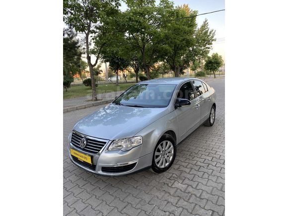 EKSPERLİ DEĞIŞENSIZ CAM MİSALİ PASSAT