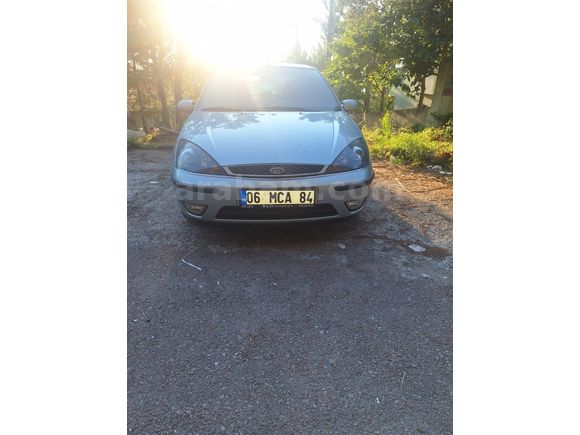 Sahibinden Ford Focus 1.6 Ghia 2004 Model