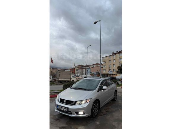 İHTİYAR SONUNDA ARABAYI SATIYOR  KAÇMAZ
