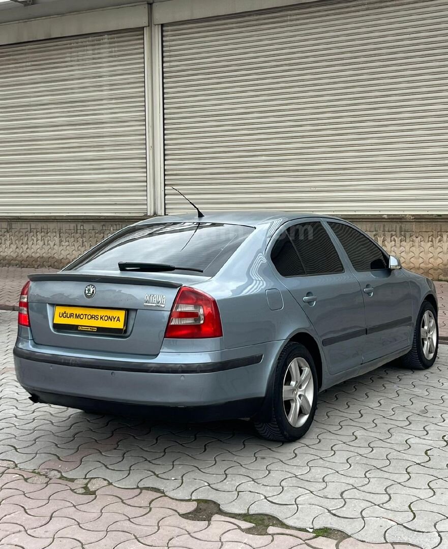 Galeriden Skoda Octavia 1.6 Elegance 2005 Model Konya 378.000 km Gri (titanyum) 7