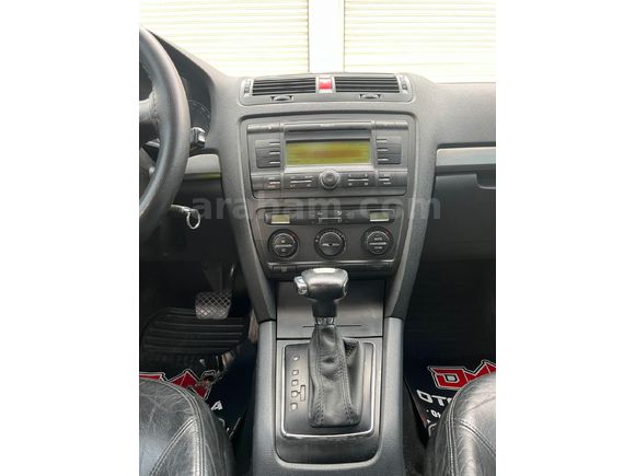 UĞUR MOTORS DAN Skoda Octavia 1.6 Elegance 2005 Model Konya