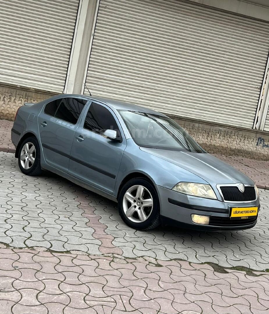 Galeriden Skoda Octavia 1.6 Elegance 2005 Model Konya 378.000 km Gri (titanyum) 2