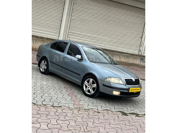 UĞUR MOTORS DAN Skoda Octavia 1.6 Elegance 2005 Model Konya