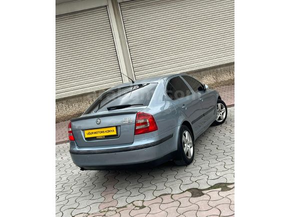 UĞUR MOTORS DAN Skoda Octavia 1.6 Elegance 2005 Model Konya