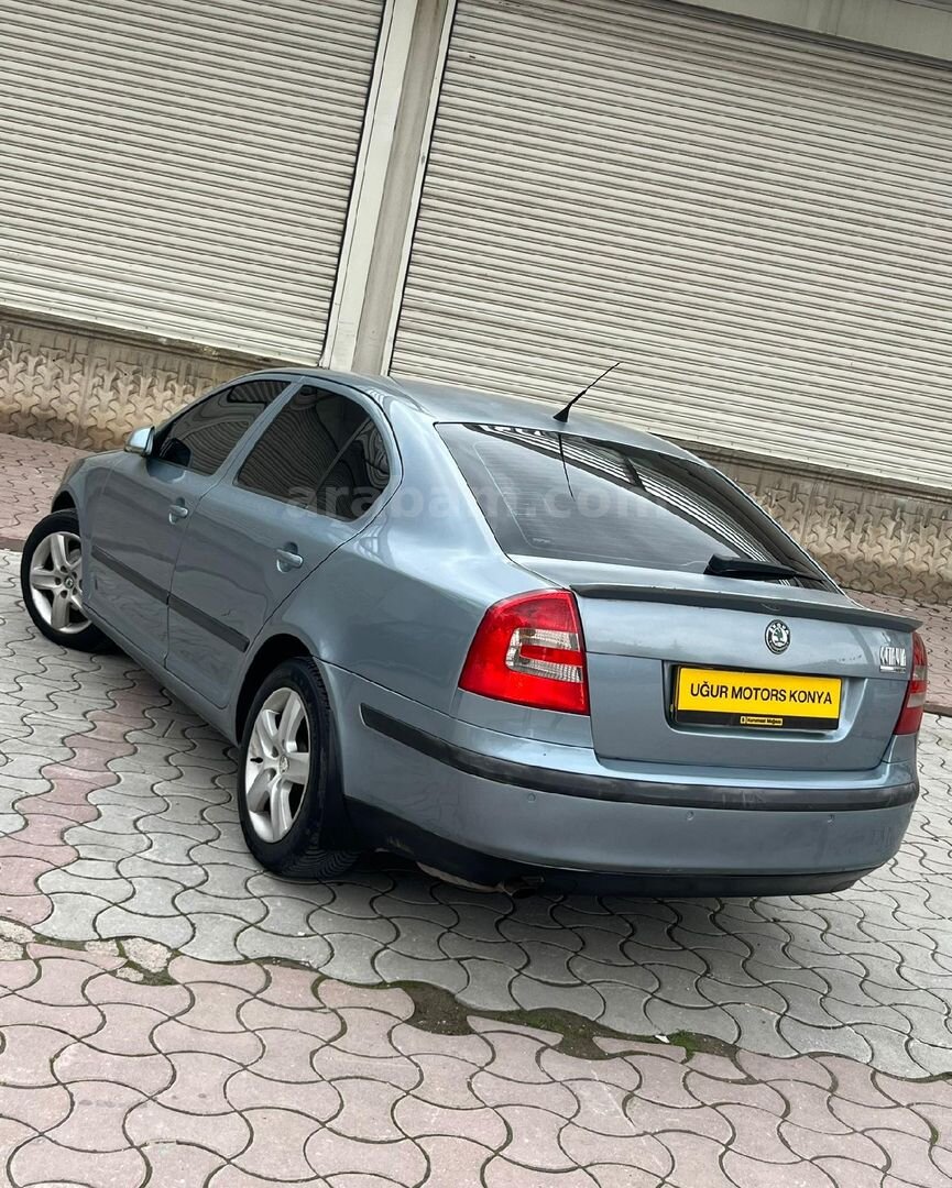 Galeriden Skoda Octavia 1.6 Elegance 2005 Model Konya 378.000 km Gri (titanyum) 5