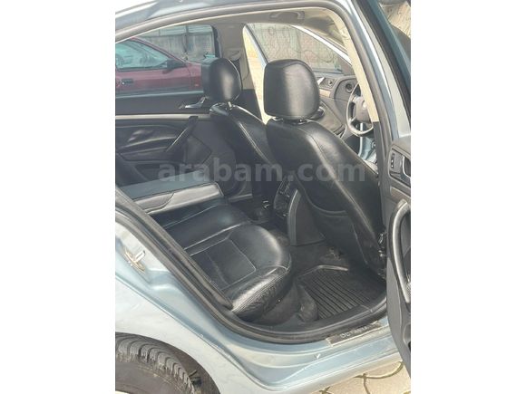 UĞUR MOTORS DAN Skoda Octavia 1.6 Elegance 2005 Model Konya