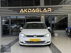 AKDAĞLAR AUTO'DAN 2013 MODEL VW GOLF HATASIZ BOYASIZ İÇİ BEJ