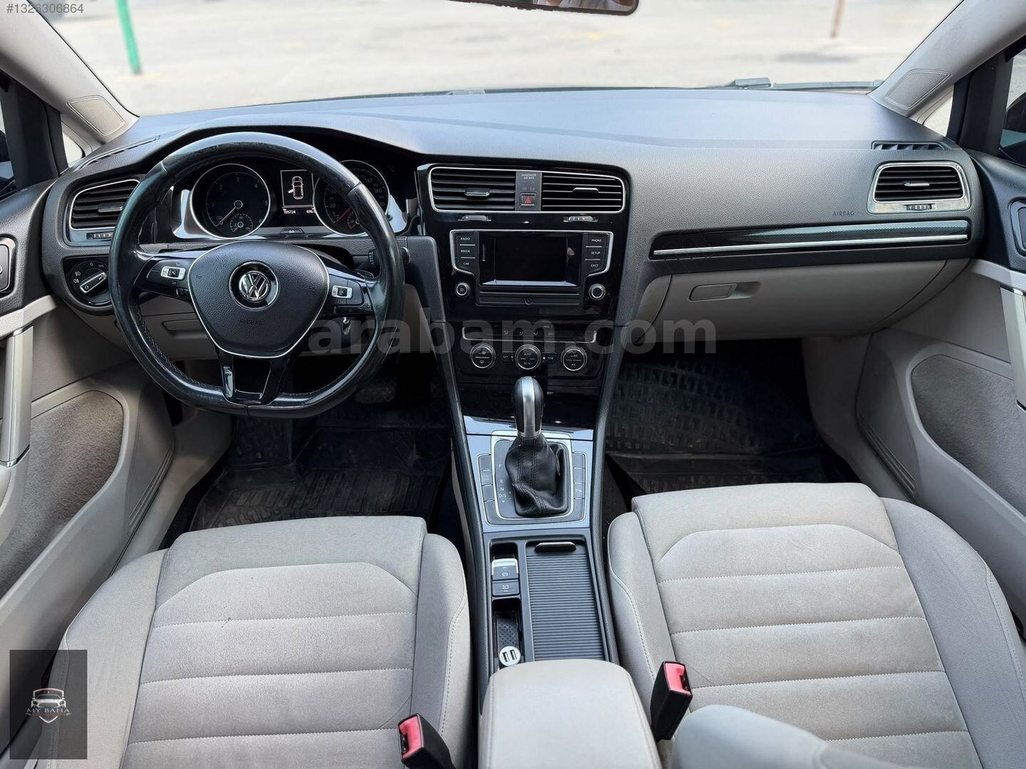 Galeriden Volkswagen Golf 1.6 TDi BlueMotion Comfortline 2016 Model İstanbul 195.124 km Siyah 7