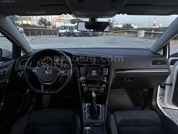 İKAY AUTO'DAN TEMİZ GOLF 7