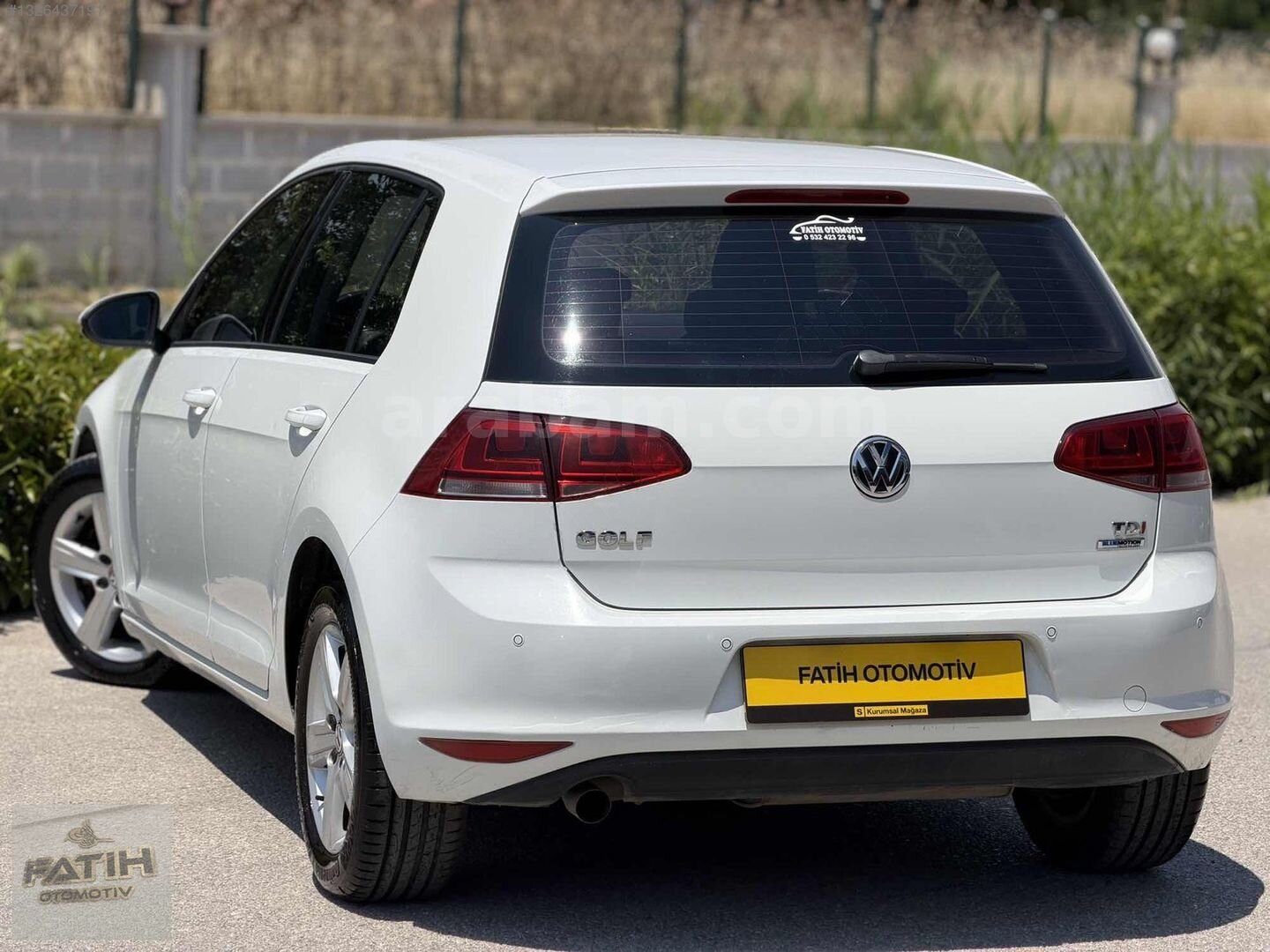 Galeriden Volkswagen Golf 1.6 TDi BlueMotion Comfortline 2015 Model Denizli 198.000 km Beyaz 7